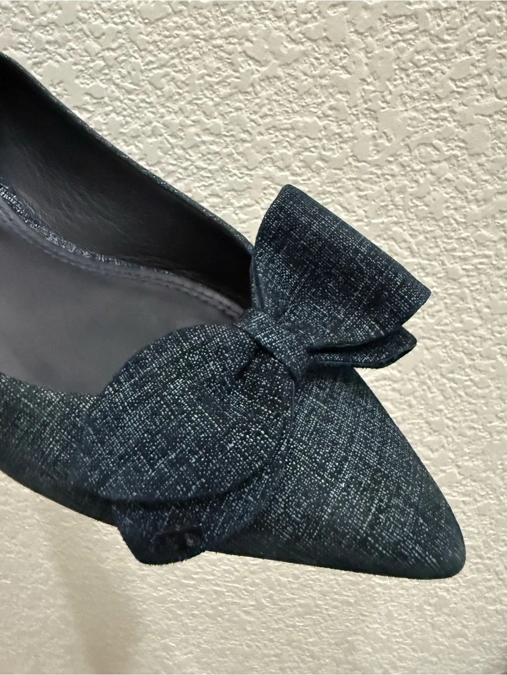 TORY BURCH Rosalind Navy Blue Denim Print Textured Suede Ballet Flats Size 8M